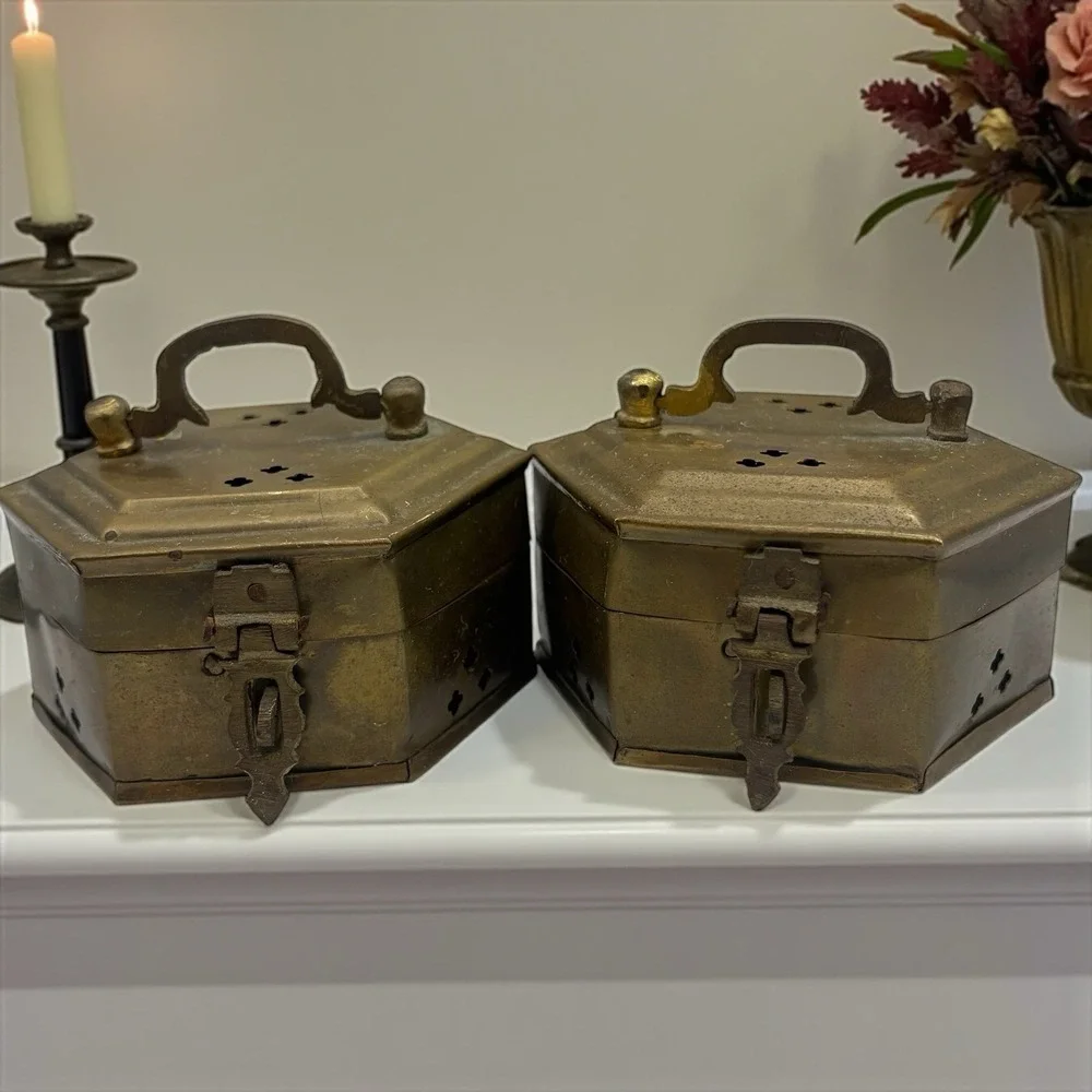 2 VTG‎ Brass Oriental Cricket Box Cage Metal Stash Asian Incense Potpourri India